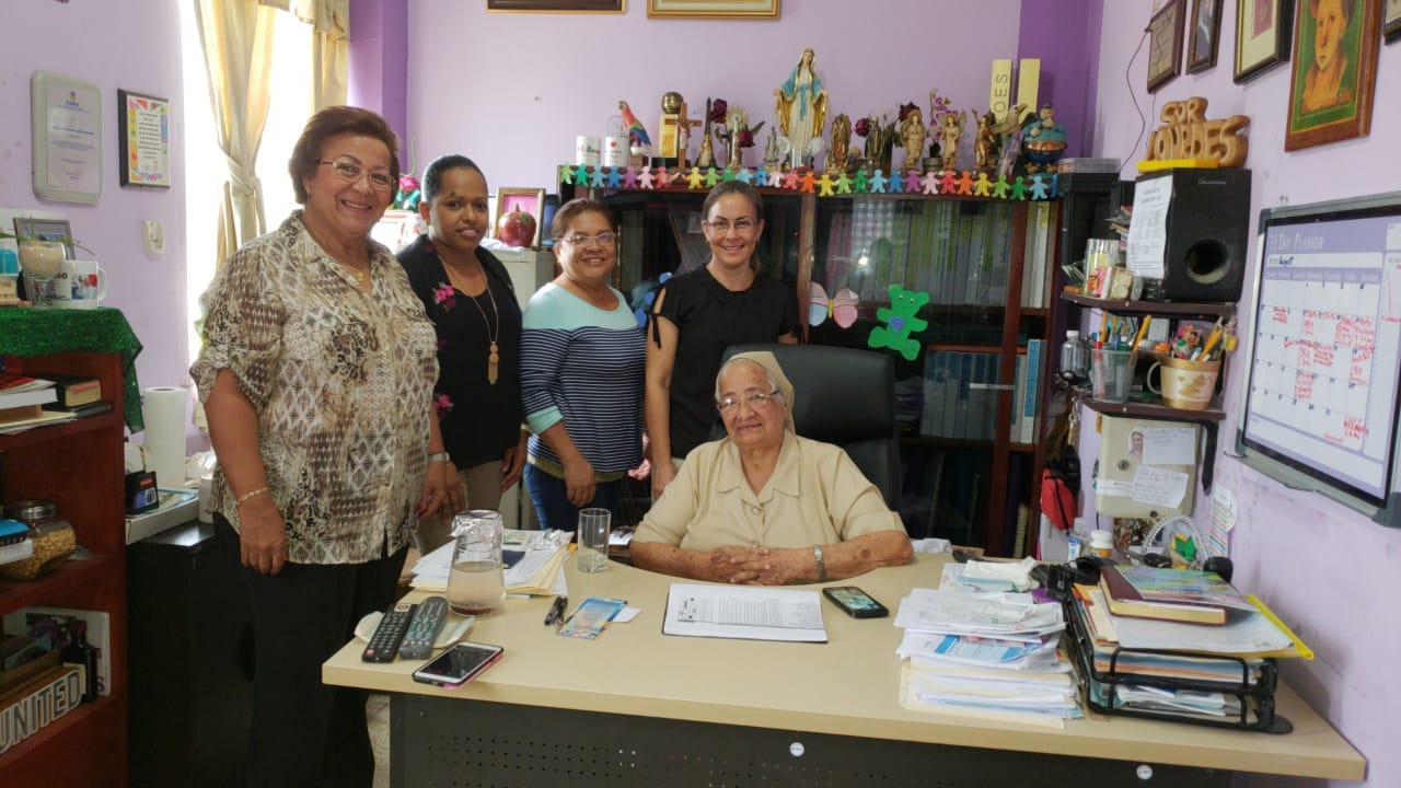  EL COMITÉ DE EDUCACIÓN DE LA COOPERATIVA USMANIA VISITA EL HOGAR SAN JOSÉ DE MALAMBO